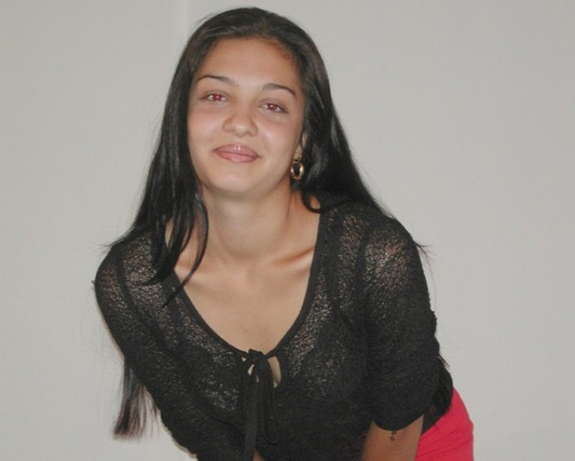 S��er Latina Teen